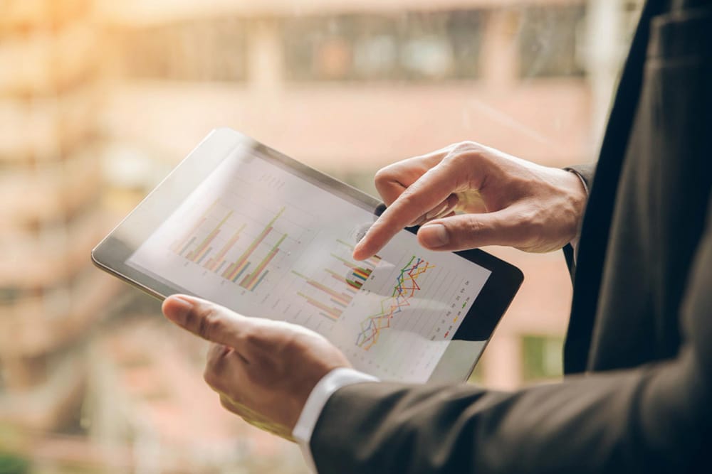 Key factors affecting executive assistant costs: experience, location, and support model