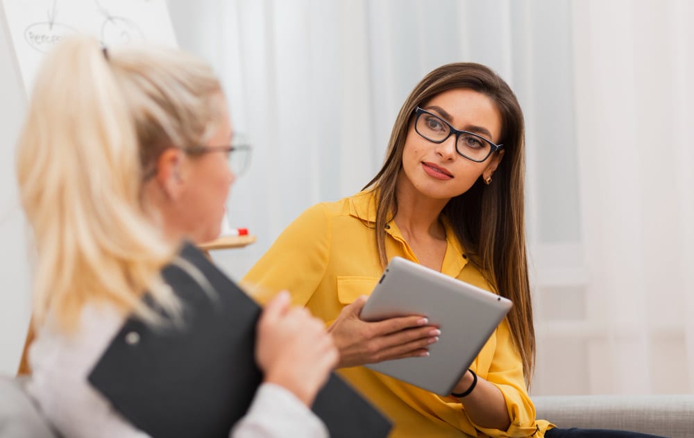 Comparison chart of virtual assistant vs remote executive assistant vs in-house executive assistant