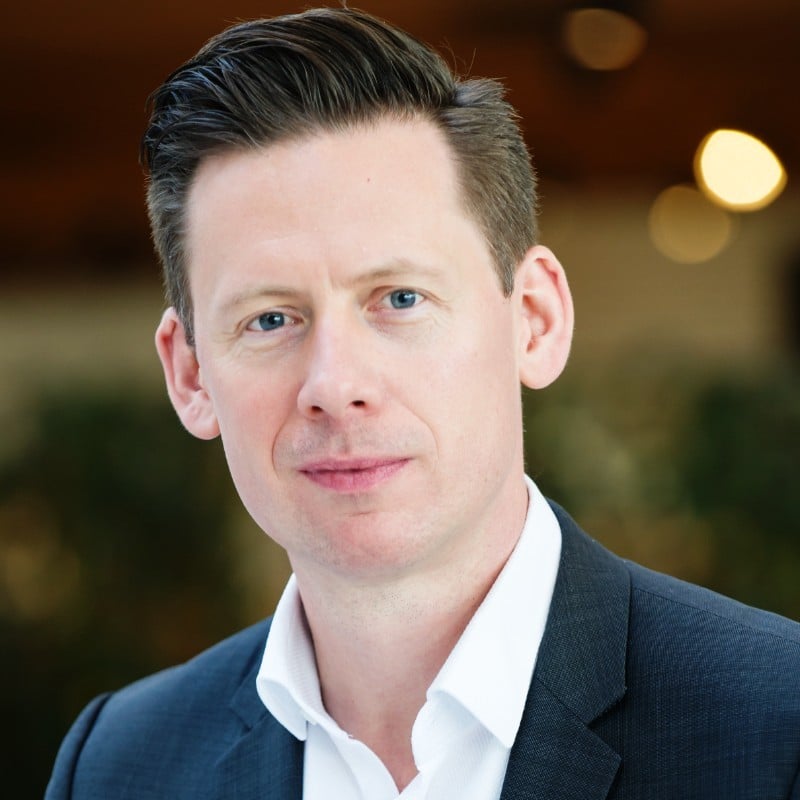Jochen R.